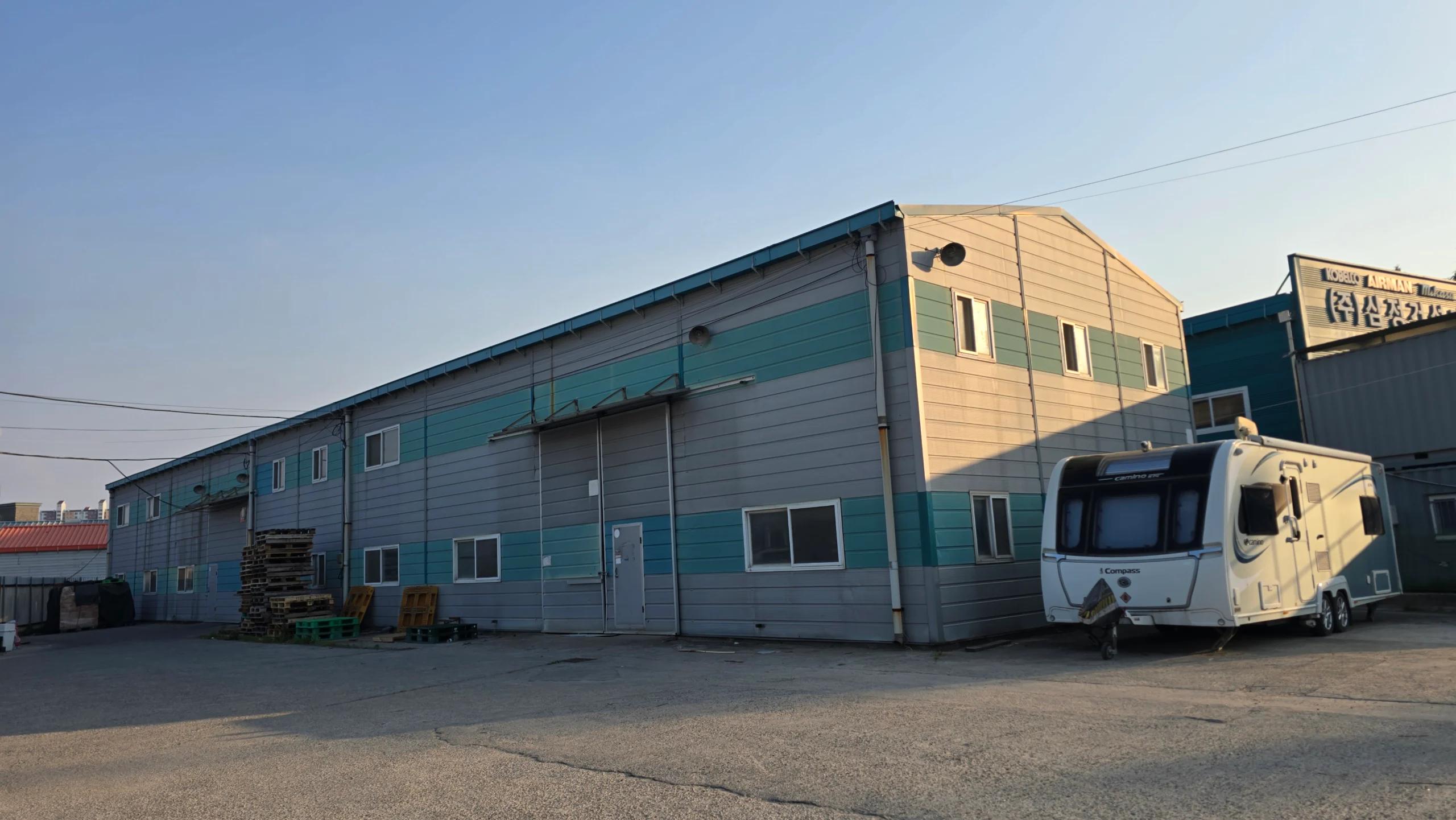 삼성반도체 15분거리, 넓은마당, 4피트 트레일러 진입 및 회전 가능 사진 1