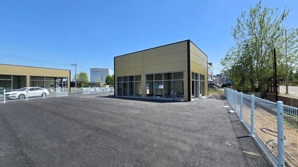 Rare Compact Industrial Unit: Main Road Access (15 Mins to Samsung) photo 4