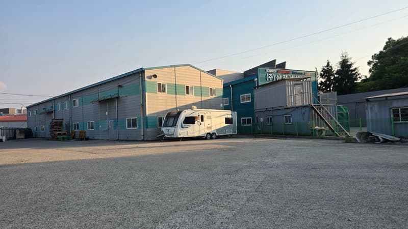 삼성반도체 15분거리, 넓은마당, 4피트 트레일러 진입 및 회전 가능 사진 2